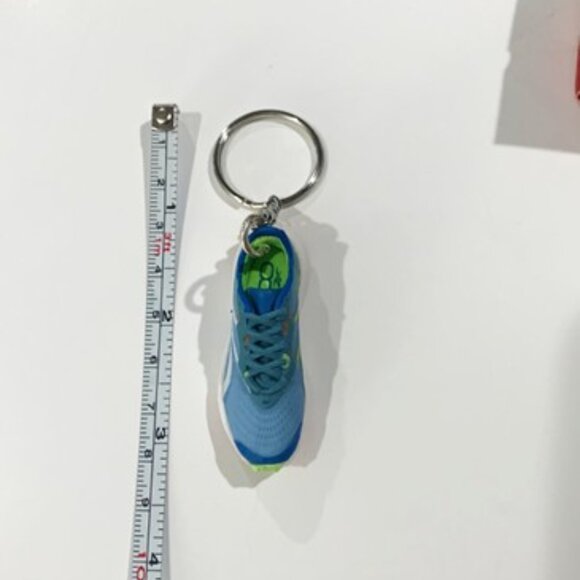 Reebok Floatride Energy 5 Sneaker Keychains - Available Left & Right - Picture 10 of 10